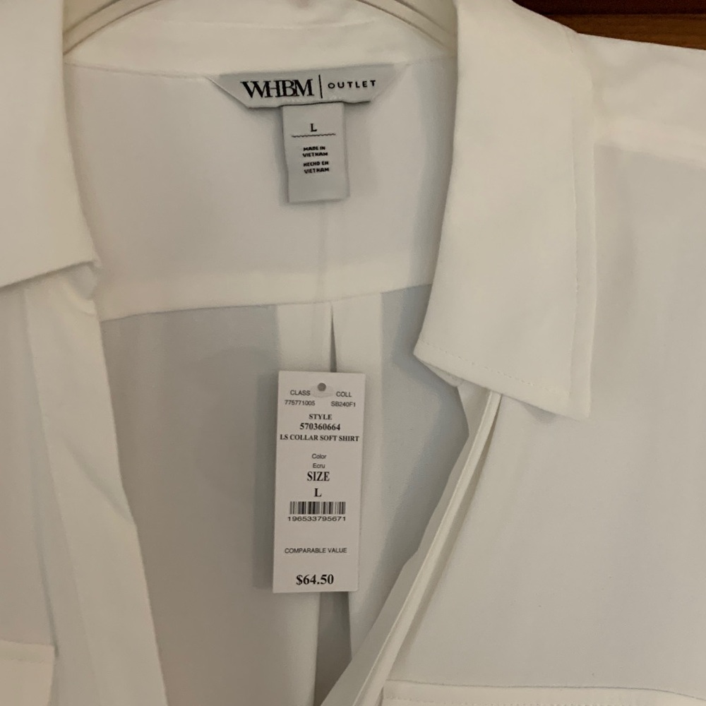 White House Black Market Elegant White Button Down Shirt - Picture 2 of 2